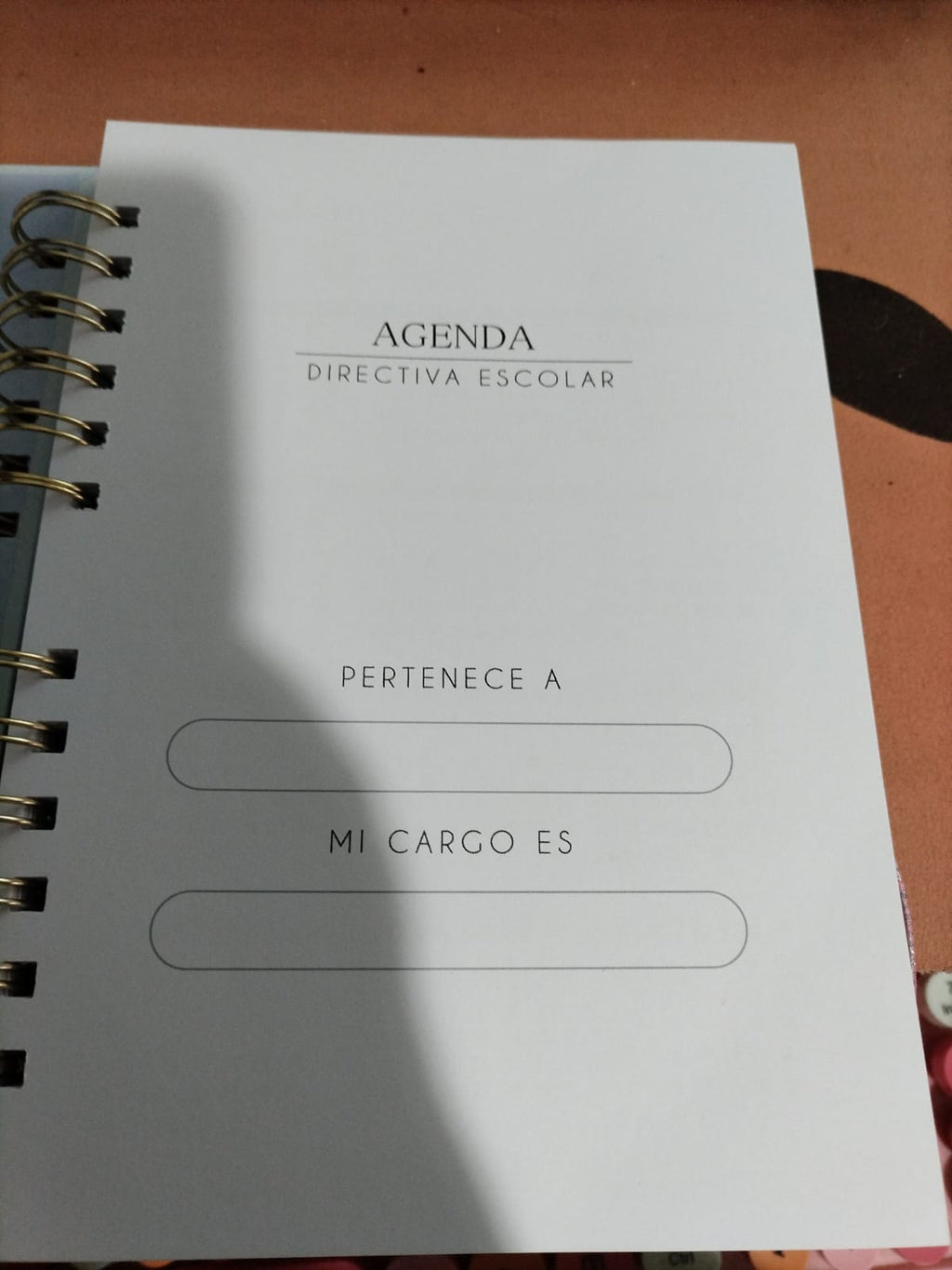 Agenda A5: página de datos personales y cargo