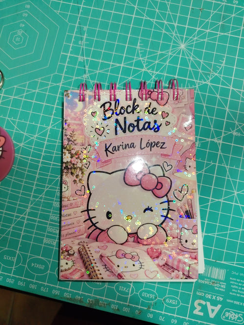 Producto personalizado A6 con anillado superior